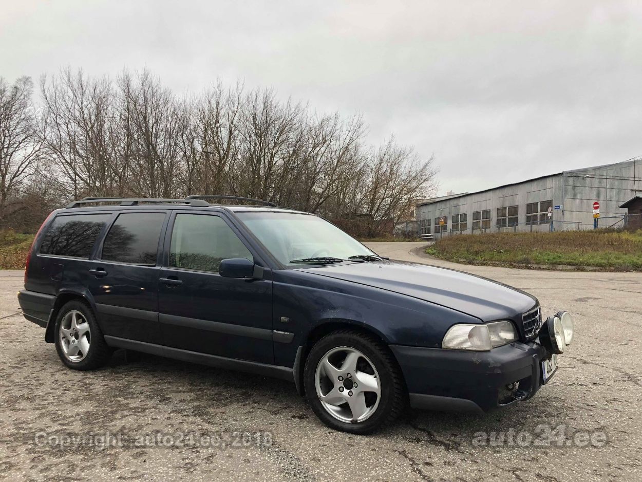 Cross Country 4x4 >> Volvo V70 Xc Awd Cross Country 2 4 Turbo 4x4 142kw Auto24 Ee Cross Country 4x4 >> Volvo V70 Xc Awd Cross Country 2 4 Turbo 4x4 142kw Auto24 Ee